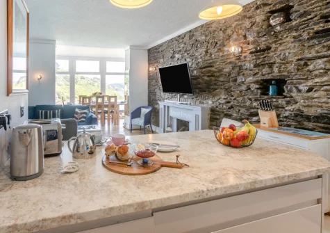 The kitchen at The Gulls, Looe