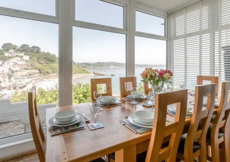 The dining area at The Gulls, Looe