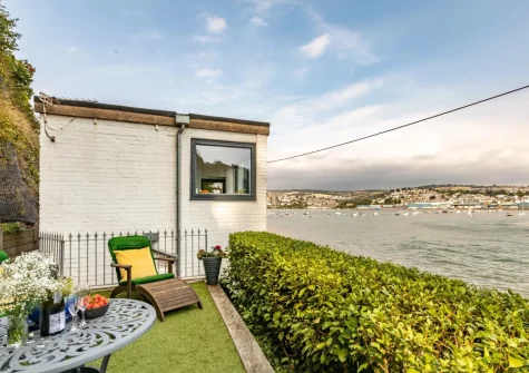 The garden, barbecue & alfresco dining area at The Gun House, Shaldon