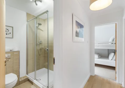 The shower room at The Hawthorns at Roserrow, Polzeath