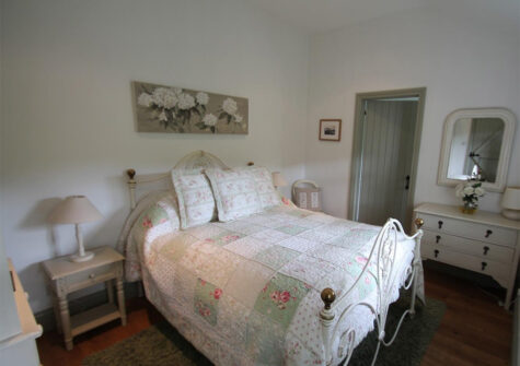 Bedroom #2 at The Hayloft, Oare