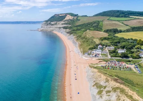 The Hive Retreat is an ideal base for exploring many of the beautiful beaches
