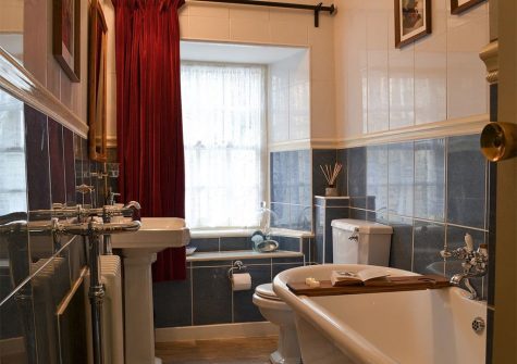 The bathroom at The House of Black and White, Great Torrington