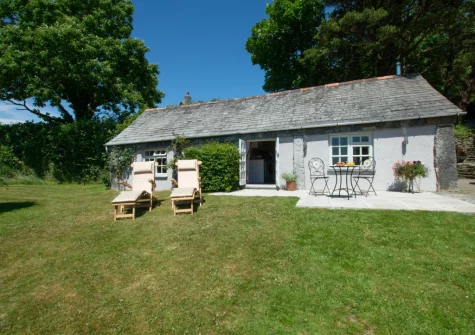 The Linney is a delightful private escape with wonderful country walks on the doorstep