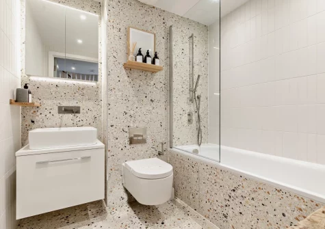 The bathroom at The Lobster Pot, Hayle