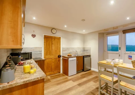 The kitchen at The Loft at Trenode, Widegates