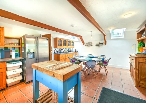 The kitchen & dining area at The Long Barn, St Ervan