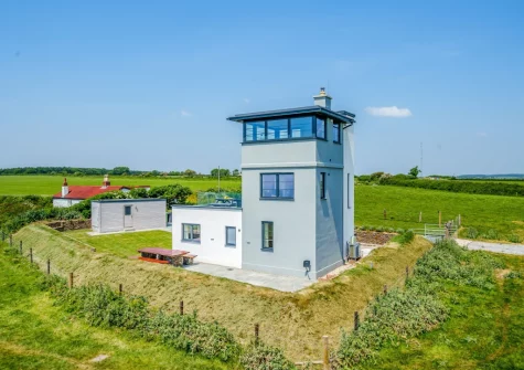 The Lookout Tower is a truly individual & contemporary holiday retreat sitting atop Beer Head