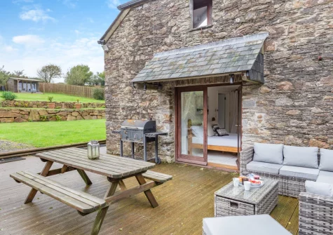 The patio, barbecue, alfresco dining & outdoor sitting area at The Moohey, Downderry
