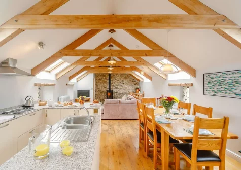 The kitchen & dining area at The Mowhay, Penvose Farm, Tregurrian