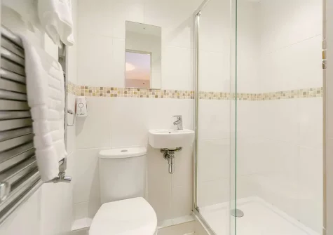 Bedroom #1 en-suite shower room at The Mowhay, Penvose Farm, Tregurrian