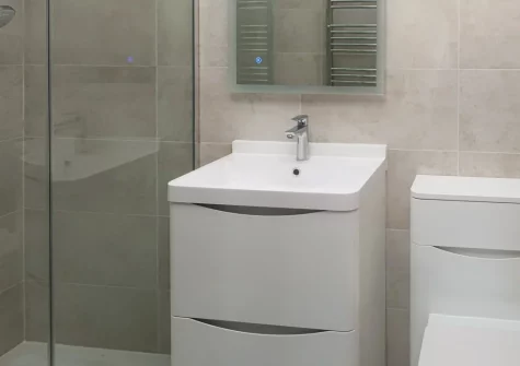 Bedroom #1 en-suite shower room at The Old Cart House, Lanivet