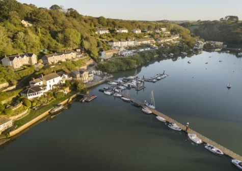 Malpas has a welcoming local pub just a short stroll away & an abundance of stunning walks right on your doorstep