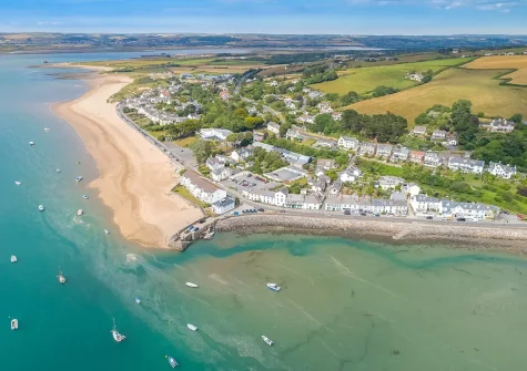 The Old Granary is an ideal base for visiyting Instow Beach and exploring everything Devon has to offer