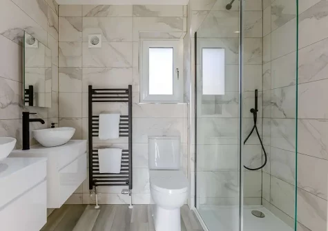 Bedroom #1 en-suite shower room at The Old Paddock, Bridgerule