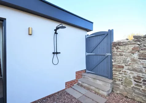 The outdoor shower at The Old School House, Westleigh