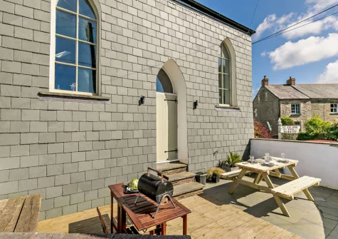 The patio, barbecue & alfresco dining area at The Old Sunday School, Rumford