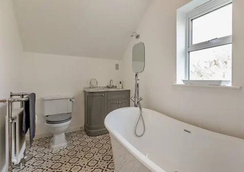 Bedroom #1 en-suite bathroom at The Olde Chapel, Bickington