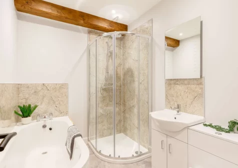Bedroom #2 en-suite bathroom at The Owl Barn at Lower Langaton Farm, Chittlehampton