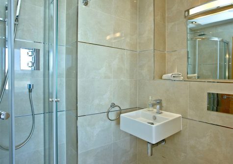 Bedroom #2 en-suite at The Penthouse at Padstow