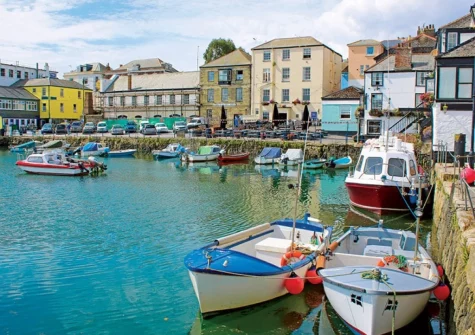 Nearby Falmouth offers a charming mix of shops, art galleries, cafes & restaurants and the third-largest natural harbour in the world