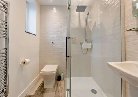 The en-suite shower room at The Piggery, High Bickington