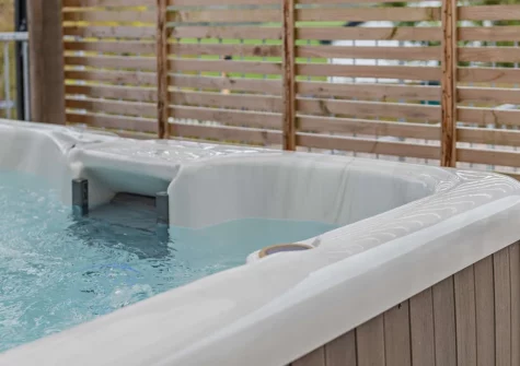 The hot tub at The Piggery, High Bickington