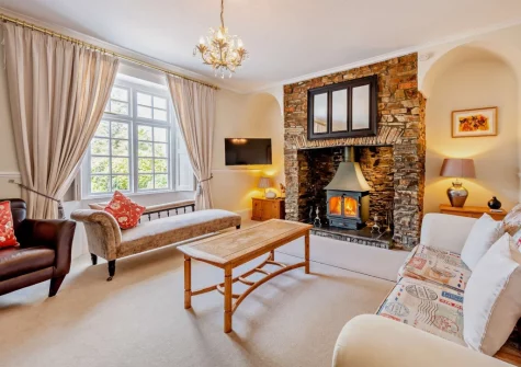 The snug at The Pines, Eastleigh