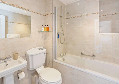 Bedroom #2 en-suite bathroom at The Pines, Eastleigh