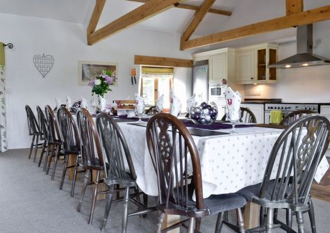 The dining area at The Place 2 B, Higher Churchtown Farm, Tresmeer