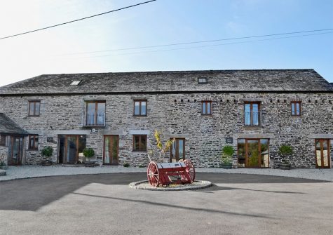 Outside The Place 2 B, Higher Churchtown Farm, Tresmeer