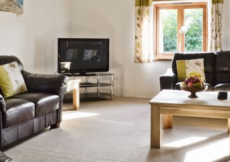 The Place 2 B, Higher Churchtown Farm, Tresmeer