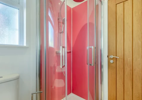 The bathroom at The Reeds, Croyde