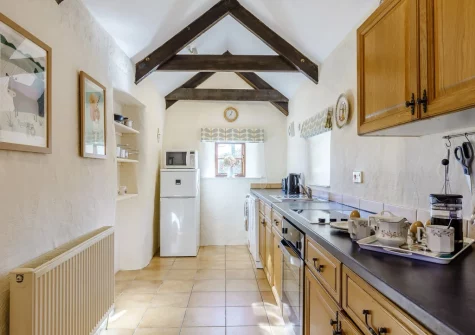 The kitchen at The Rest Barn, Trewillis Farm, Coverack