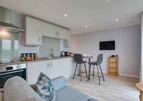 The kitchen & dining area at The Retreat, Fowey