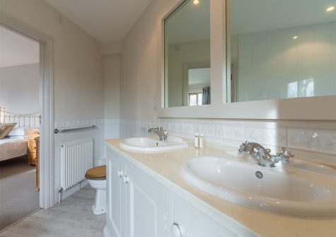 Bedroom #1 en-suite at The Roundhouse, Roserrow, Polzeath