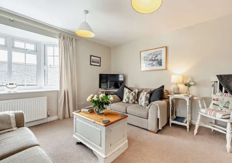 The living room at The Salt House, Appledore