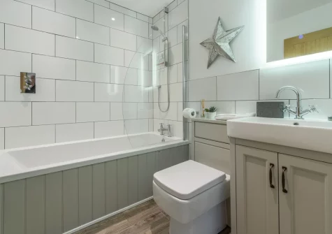 The bathroom at The Shires at Presingoll Barns, St Agnes