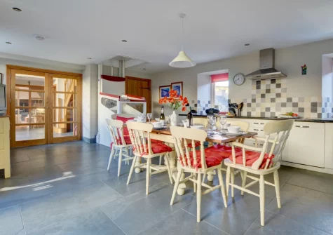 The kitchen & dining area at The Stables, Lynton