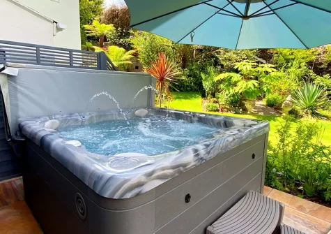 The hot tub at The Town House at Muntham, Torquay