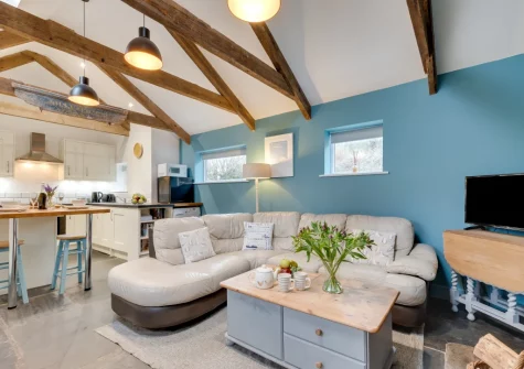 The living area & kitchen, with breakfast bar dining area, at The Trefanny Inn, Trefanny Hill
