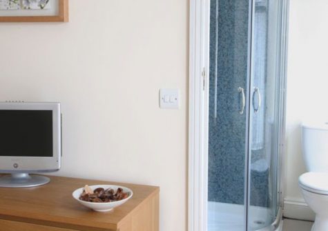 The en-suite to bedroom #1 @ The View, Newquay