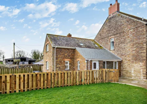 The Wash House is nestled on a traditional Cornish working sheep farm in the heart of the Cornwall countryside