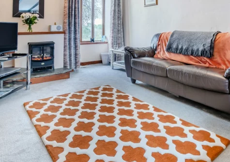 Thistledown Cottage, Poughill is a charming two-bedroom country retreat set in beautiful green surroundings near Bude, with exclusive access to nine acres of shared woodland, peaceful valley views, and easy reach of North Cornwall's dramatic coast.