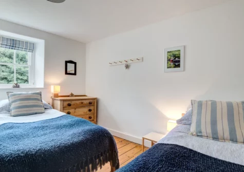 Bedroom #2 at Three Blind Mice, Mousehole
