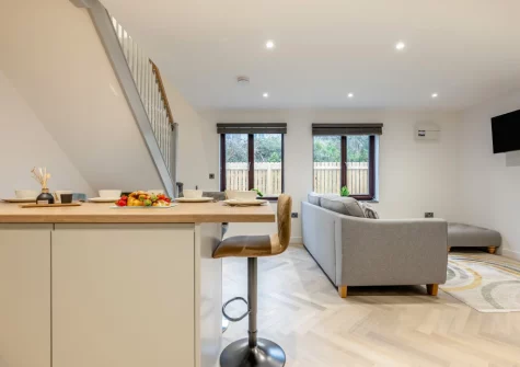 The living & breakfast bar dining area at Tide and Seek, Padstow