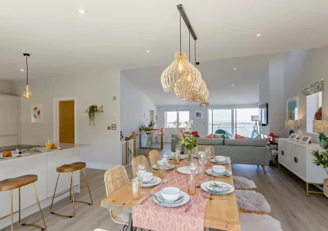 The dining area at Tides View, Appledore