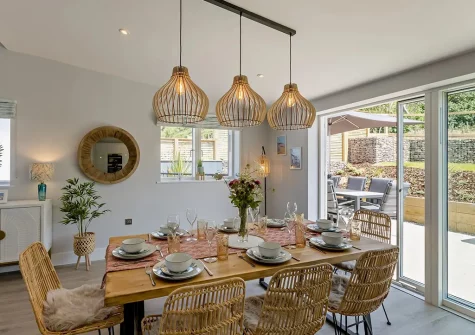 The dining area at Tides View, Appledore