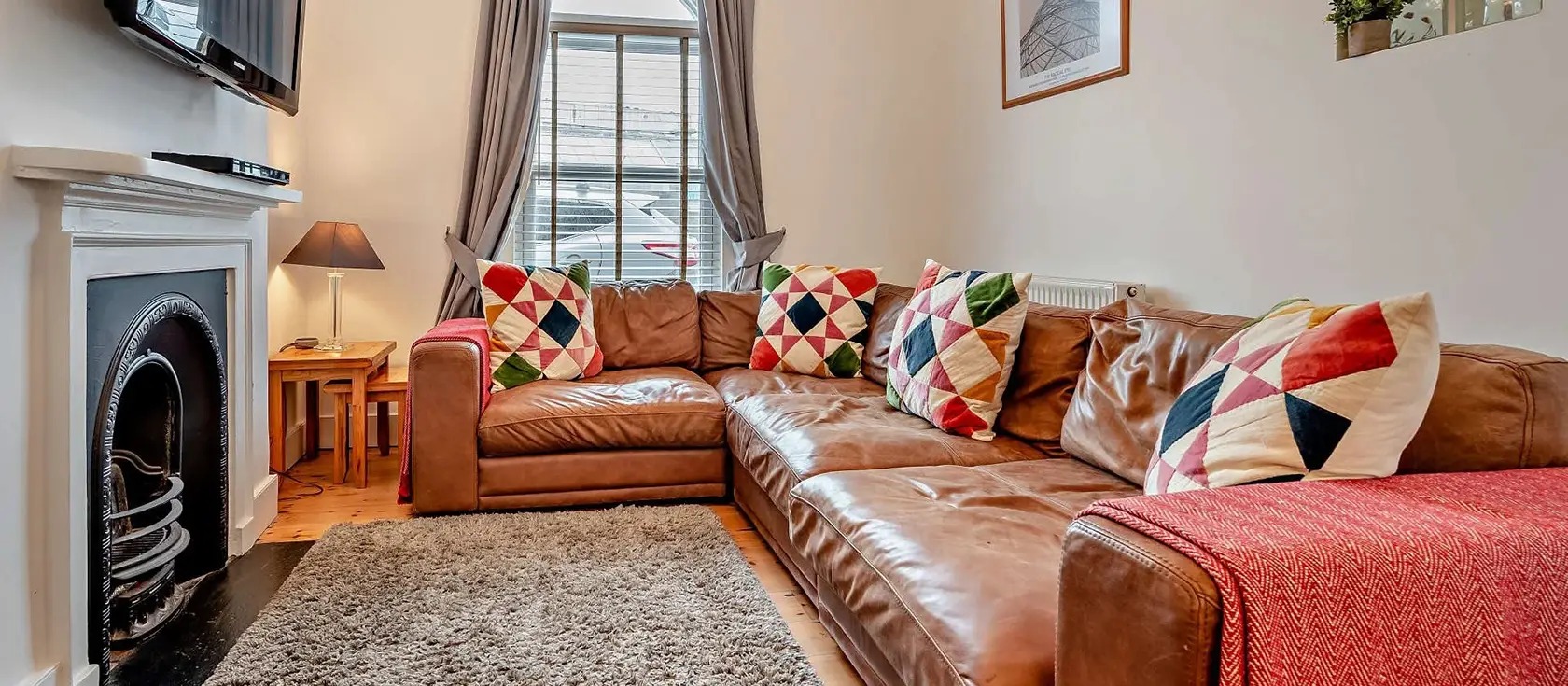 Tolcarne Cottage, Newquay is a charming 3-bedroom terraced retreat blending period features with contemporary comfort. Enjoy a private enclosed courtyard, original decorative fireplaces, and easy walking distance to beautiful beaches.