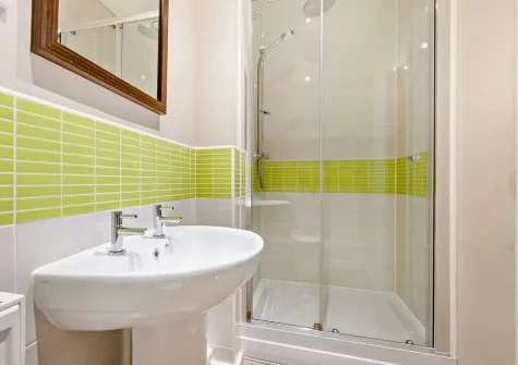 Bedroom #4 en-suite shower room at Top Mast, Charlestown